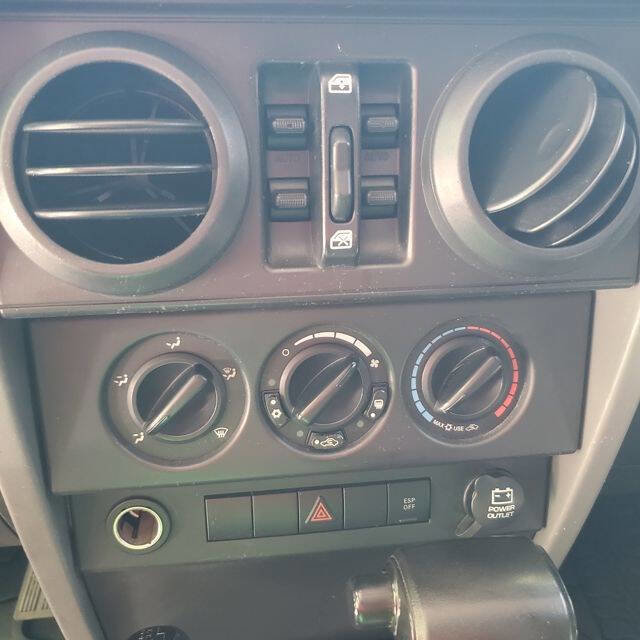 Used 2008 Jeep Wrangler X image 22