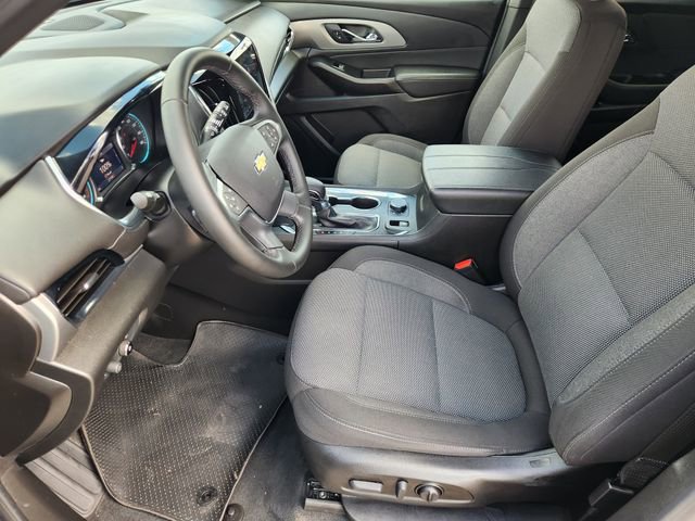 Used 2023 Chevrolet Traverse LT image 13