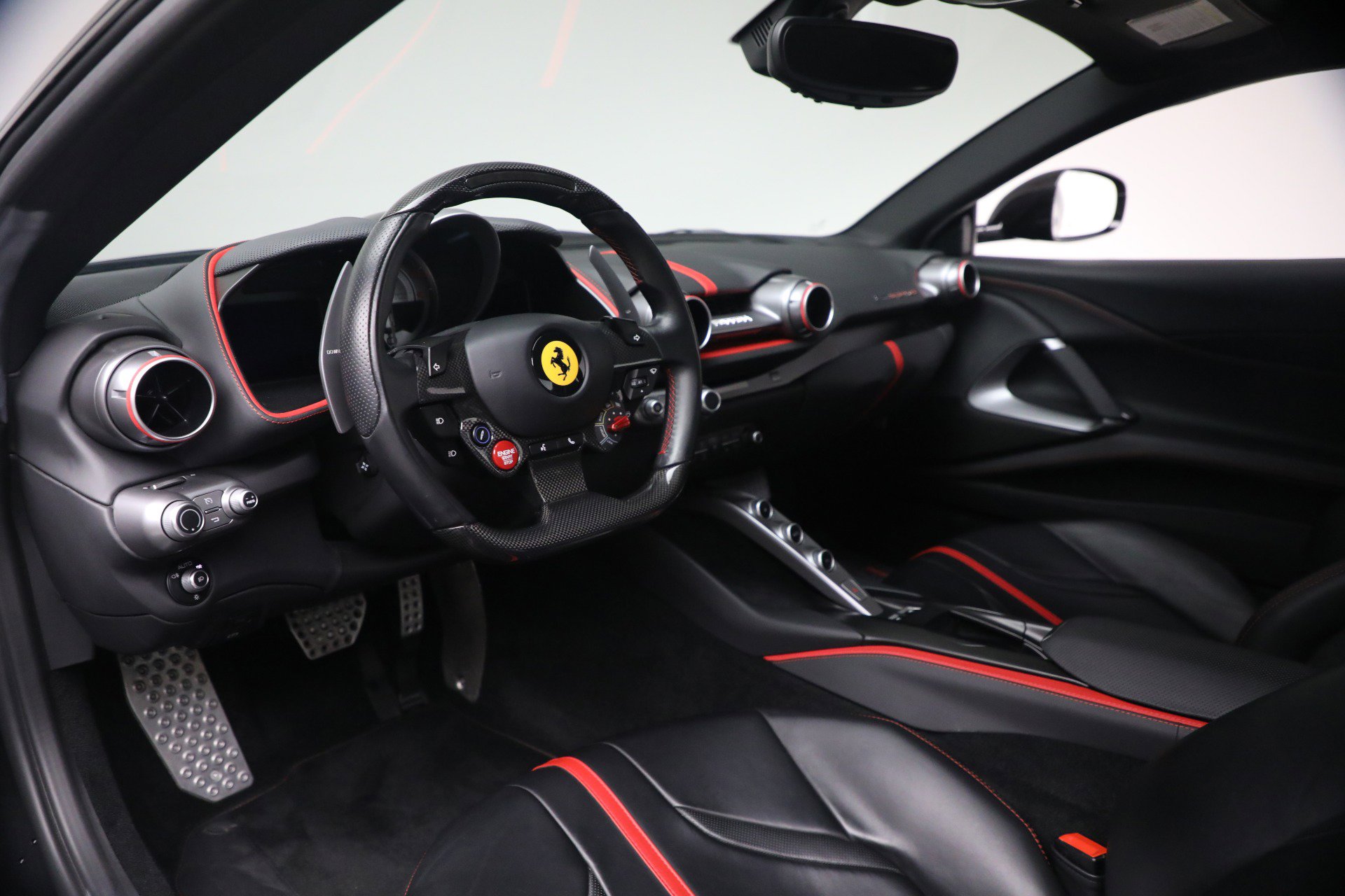 Certified 2019 Ferrari 812 Superfast RWD image 13
