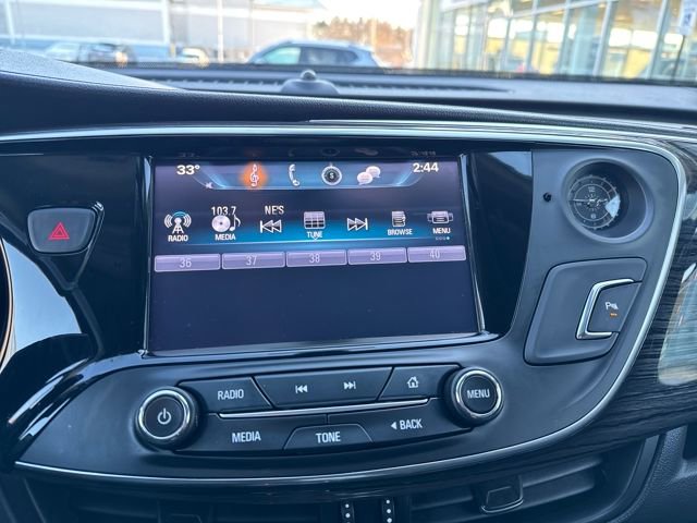Used 2017 Buick Envision Essence image 25