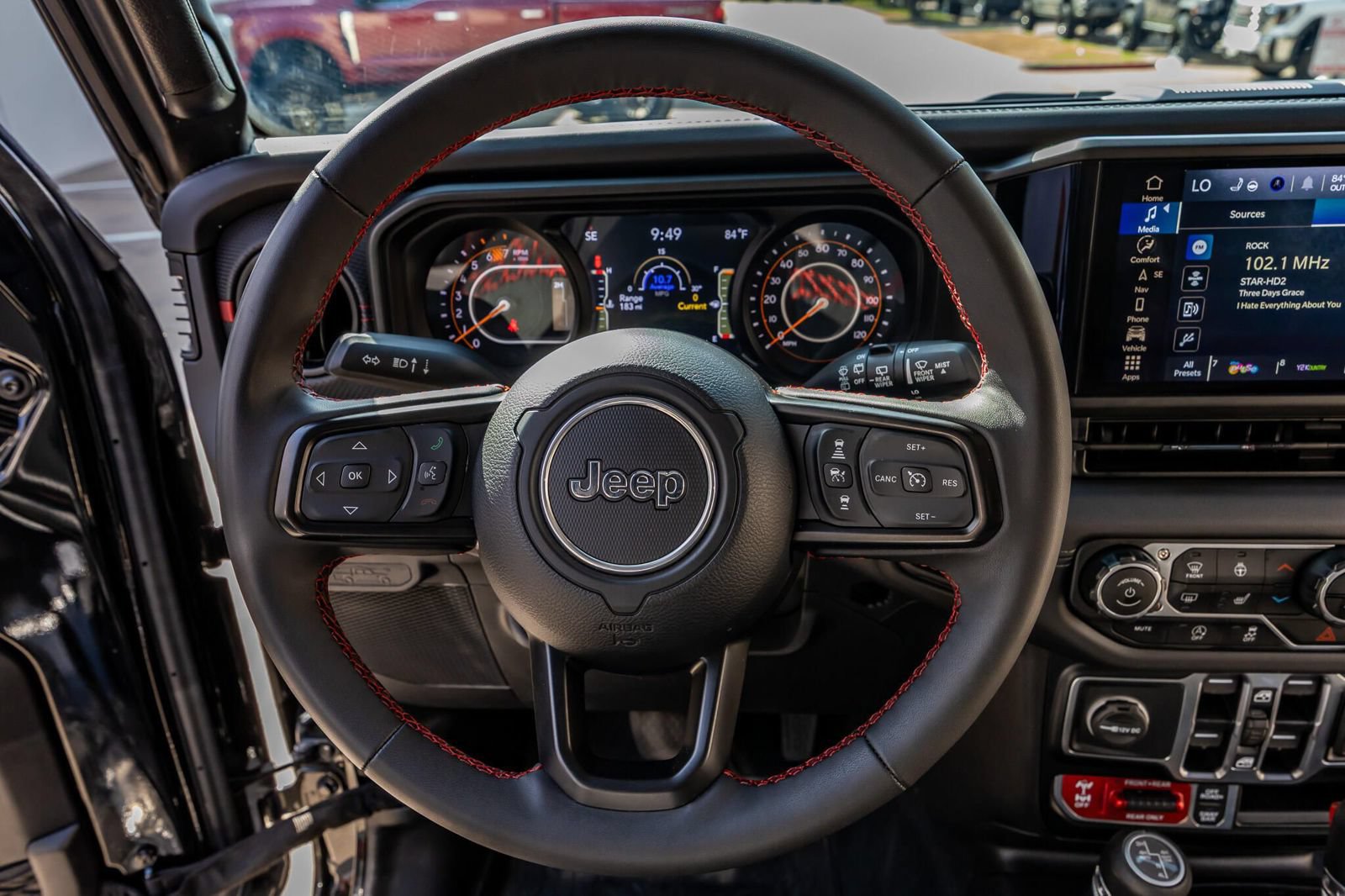 Used 2024 Jeep Wrangler Unlimited Rubicon AWD/4WD image 19