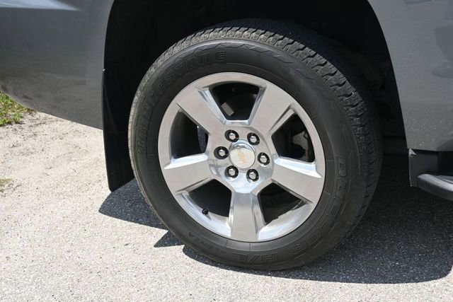 Used 2020 Chevrolet Tahoe LT w/ Luxury Package RWD image 17