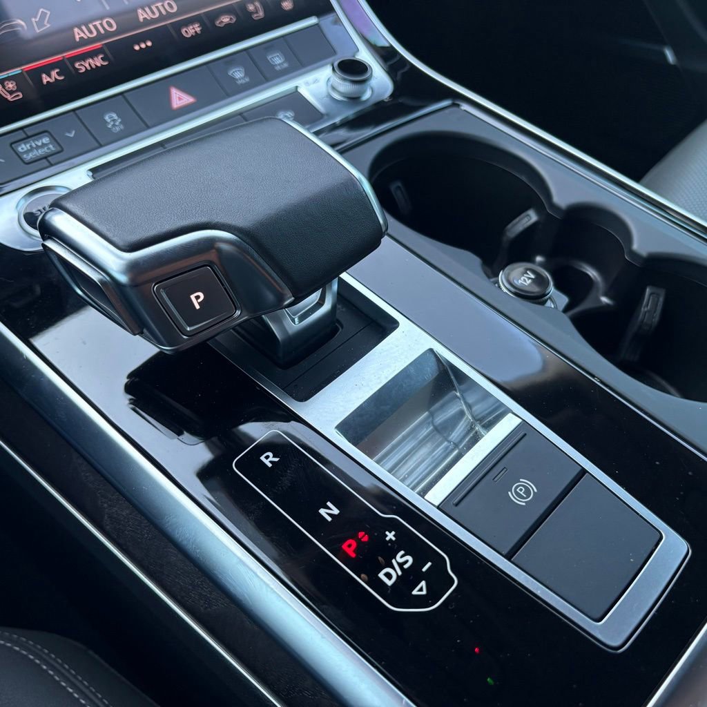 Used 2021 Audi Q8 Premium Plus image 26