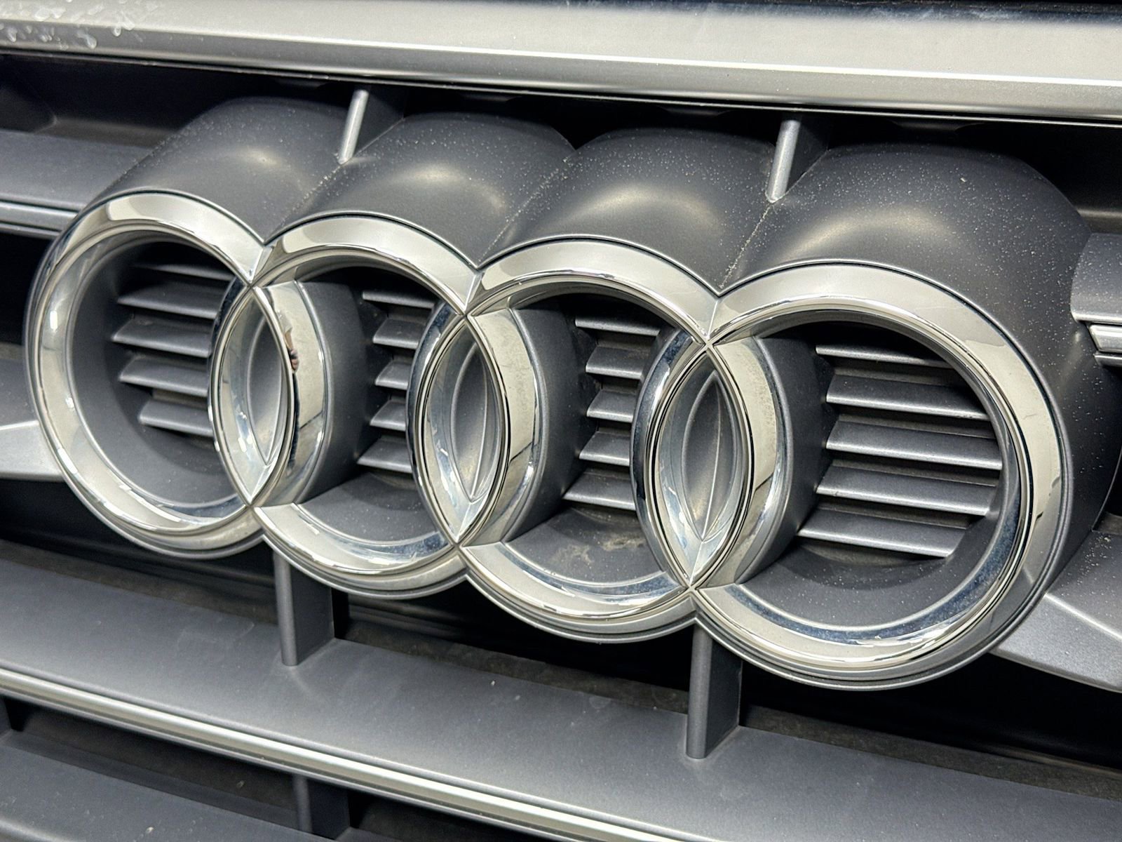 Used 2018 Audi Q5 2.0T Premium Plus w/ Premium Plus Package image 32