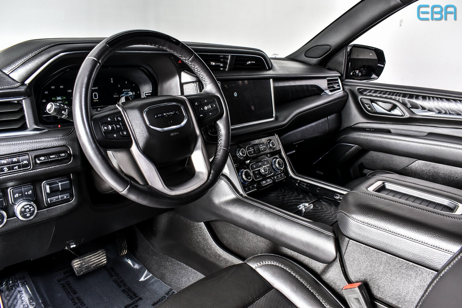 Used 2023 GMC Yukon Denali image 17