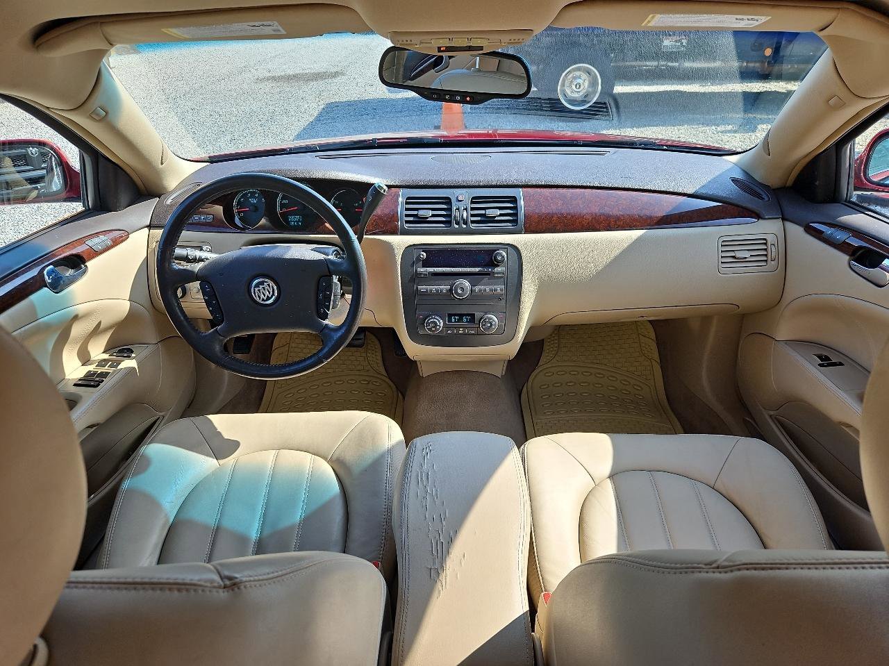 Used 2011 Buick Lucerne CXL w/ Driver Confidence Package FWD image 32