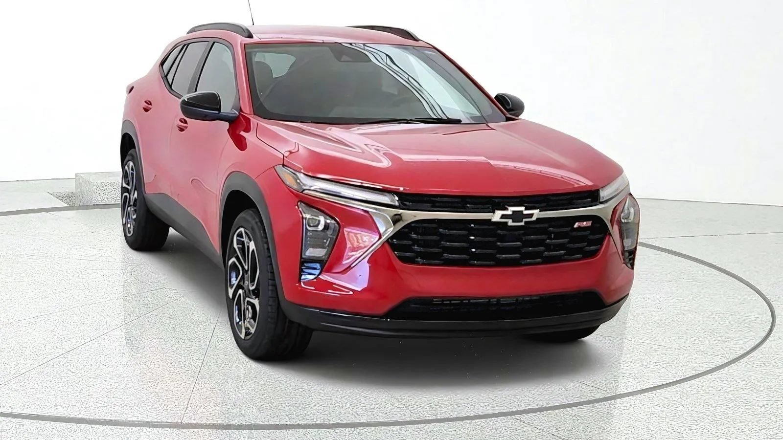 New 2026 Chevrolet Trax RS w/ Driver Confidence Package FWD image 2