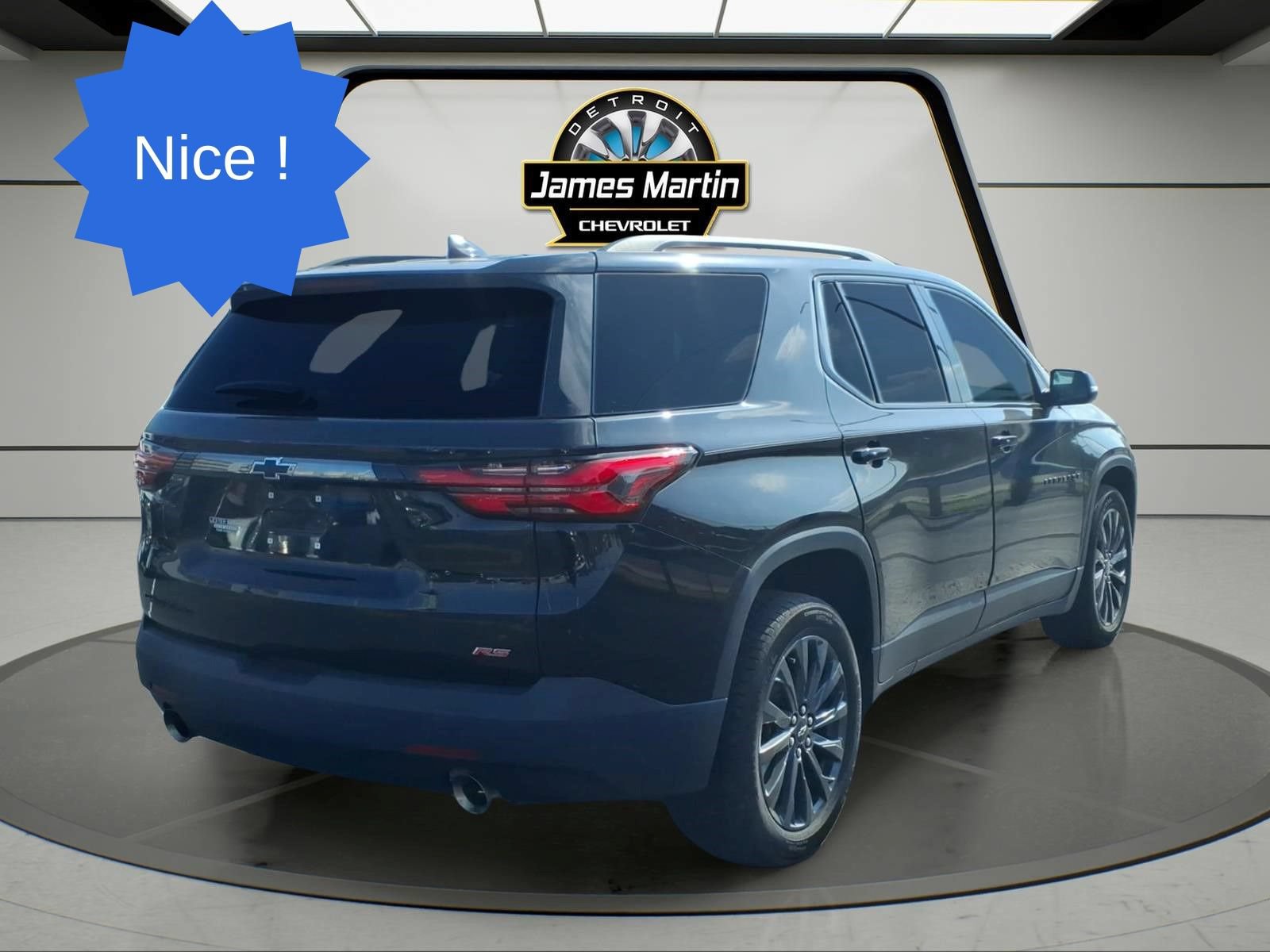 Certified 2023 Chevrolet Traverse RS w/ LPO, Floor Liner Package AWD/4WD image 4