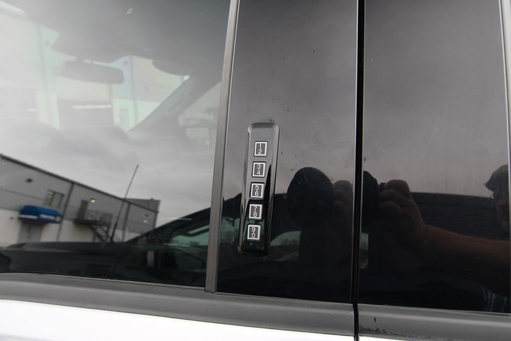 Used 2022 Ford F150 XLT w/ Equipment Group 302A High image 37