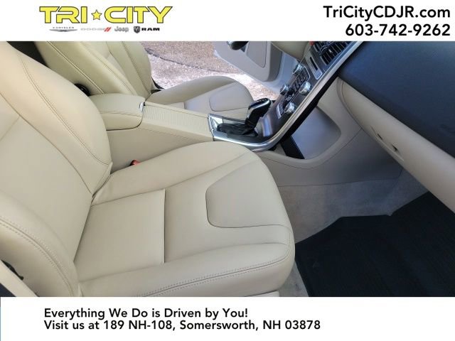 Used 2015 Volvo XC60 T5 image 25