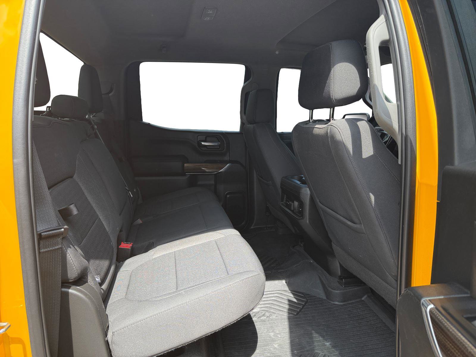 Used 2022 Chevrolet Silverado 1500 LT Trail Boss w/ LPO, Dark Essentials Package AWD/4WD image 24