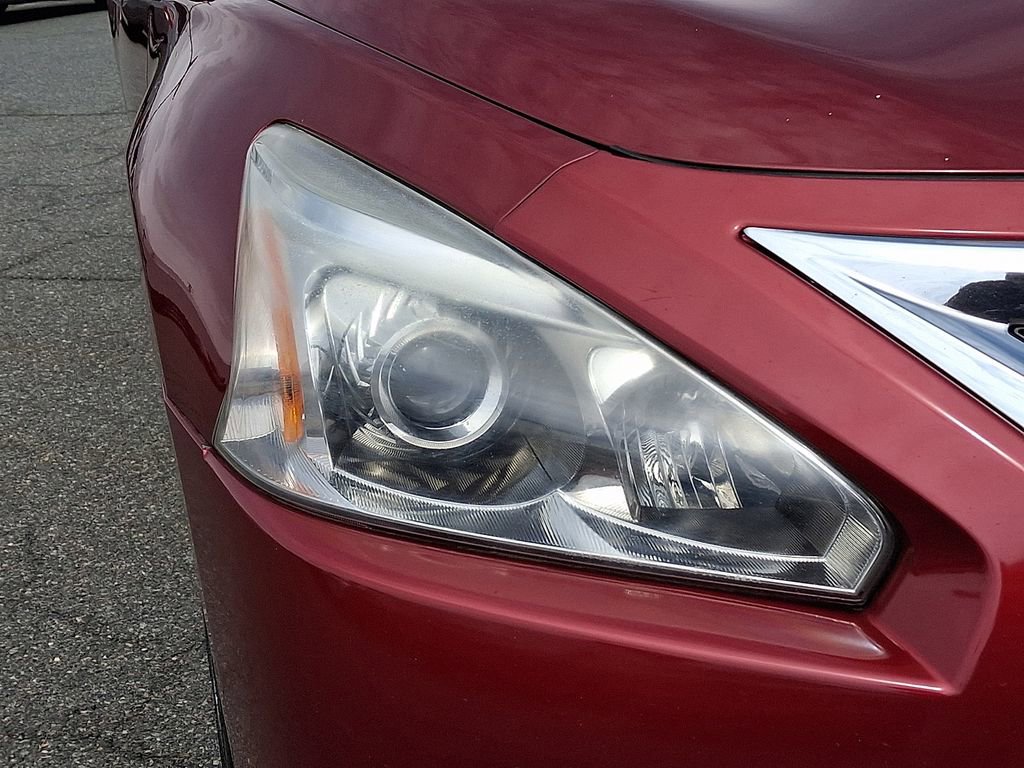 Used 2013 Nissan Altima 2.5 SL FWD image 9