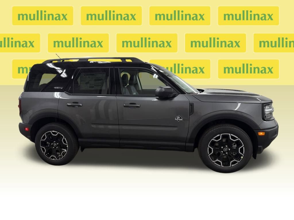 New 2025 Ford Bronco Sport Outer Banks w/ Outer Banks Tech Package+ image 2