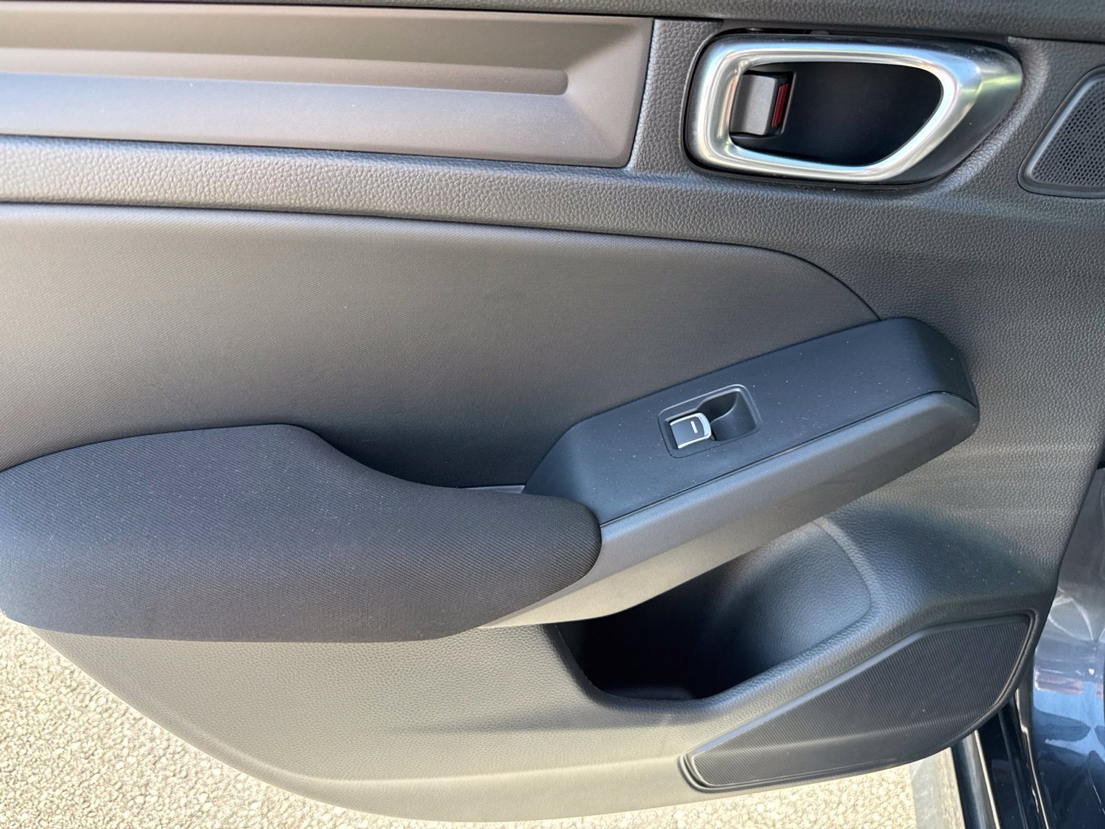 Used 2025 Honda Civic Sport image 13