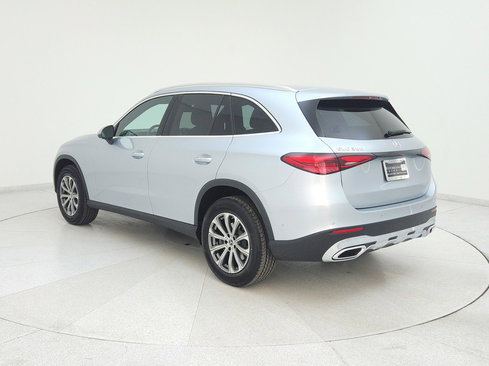 New 2025 Mercedes-Benz GLC 300 image 9