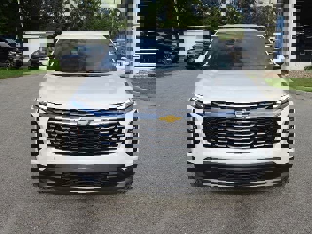 New 2026 Chevrolet Equinox LT w/ Convenience Package II image 3