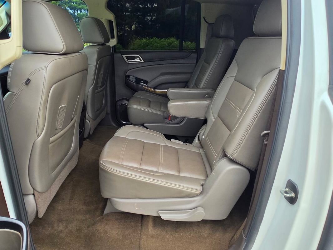 Used 2016 GMC Yukon XL Denali w/ Open Road Package AWD/4WD image 12