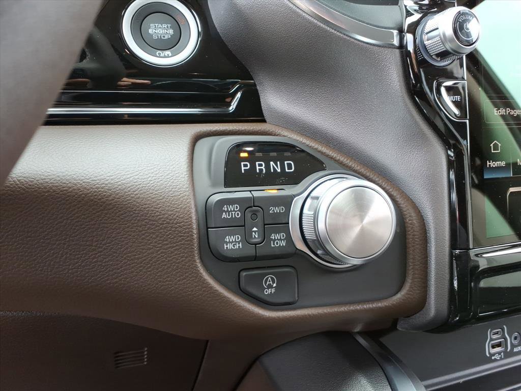 New 2026 RAM 1500 Laramie AWD/4WD image 26