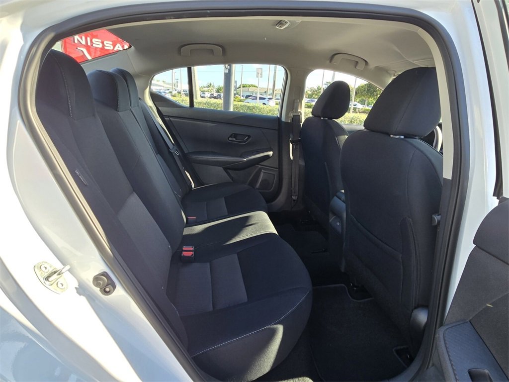 Used 2024 Nissan Sentra SV image 17