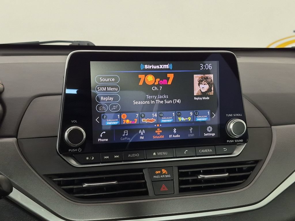 Used 2025 Nissan Altima 2.5 SR FWD image 23