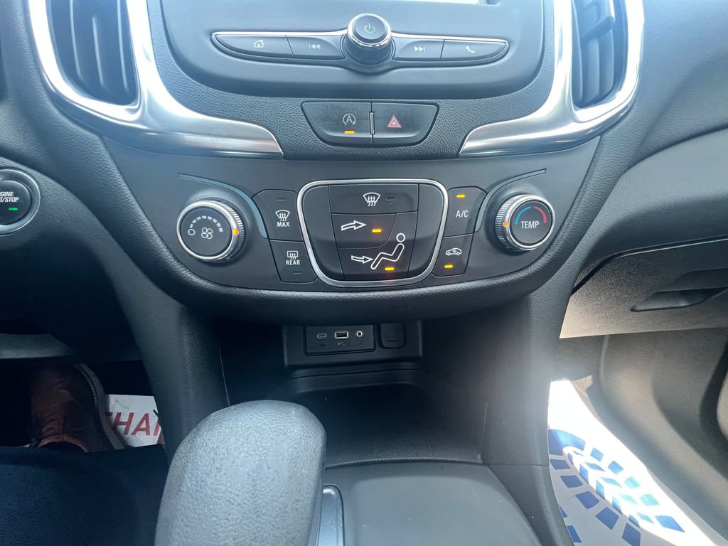 Used 2022 Chevrolet Equinox LT FWD image 22