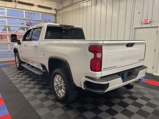 Used 2023 Chevrolet Silverado 3500 High Country w/ Z71 Off-Road Package image 5