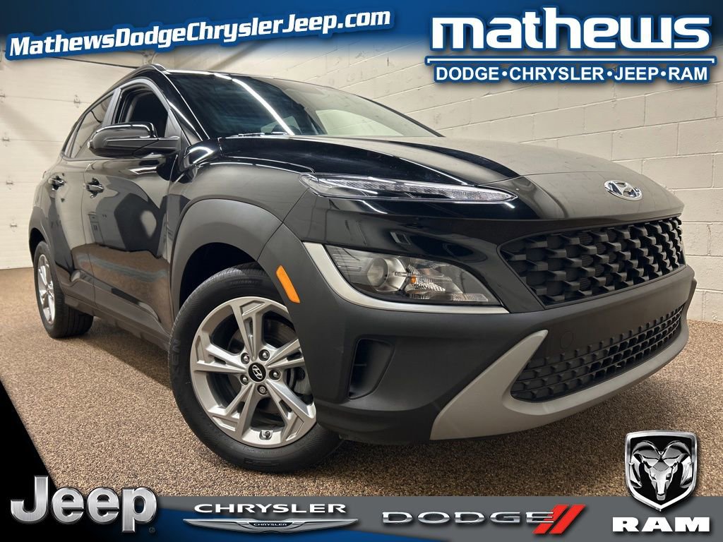 Used 2023 Hyundai Kona SEL AWD/4WD image 1