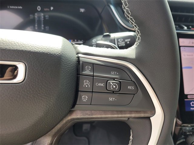 New 2025 Jeep Grand Cherokee Limited image 30