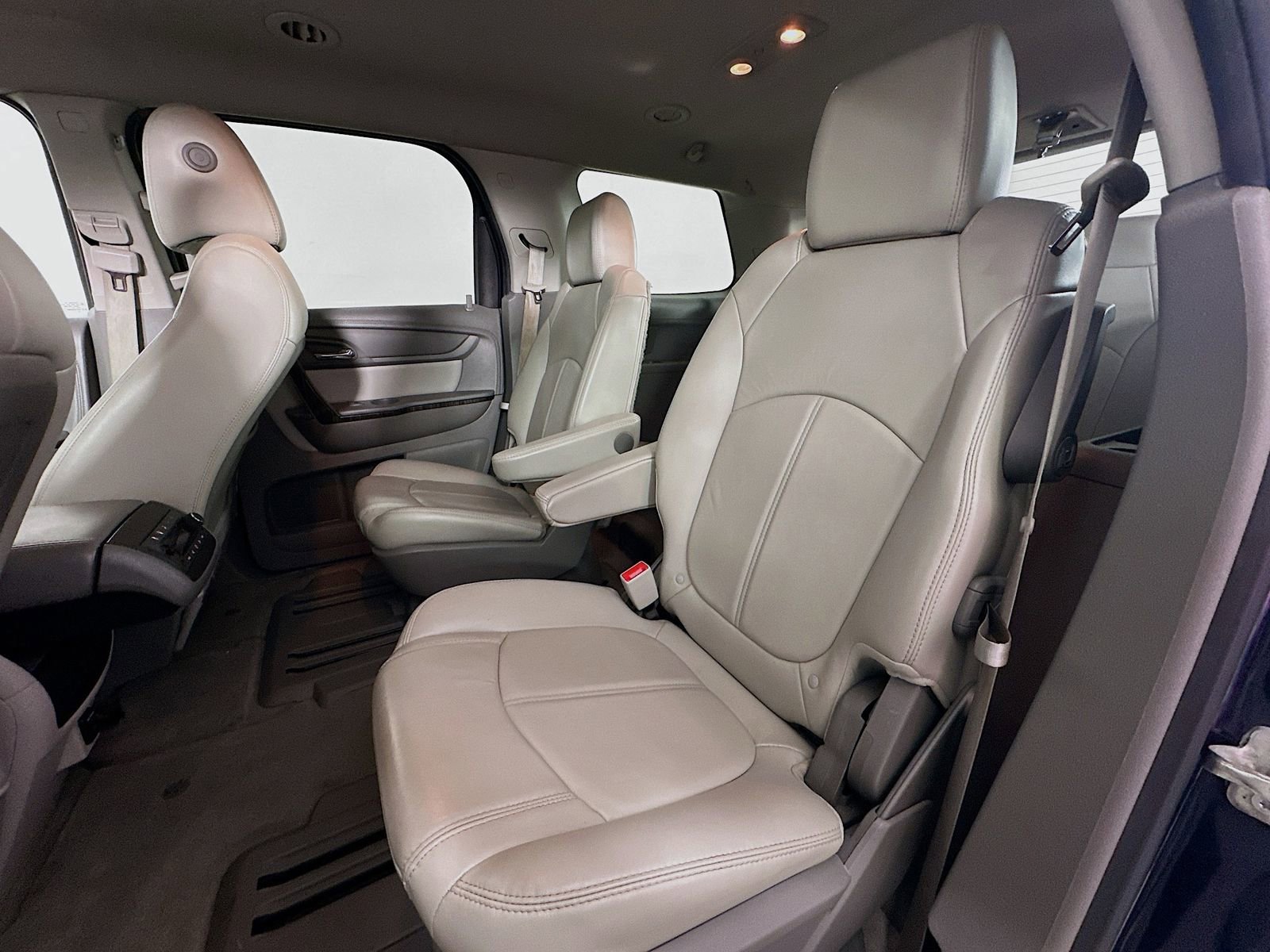 Used 2015 GMC Acadia SLT AWD/4WD image 24
