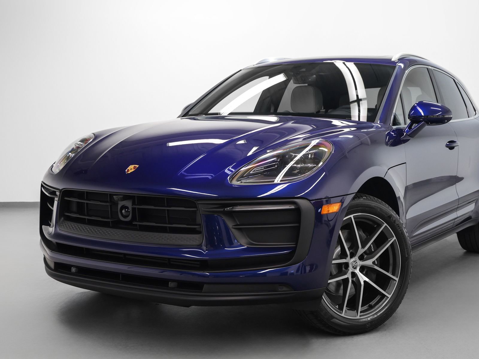 New 2026 Porsche Macan image 7