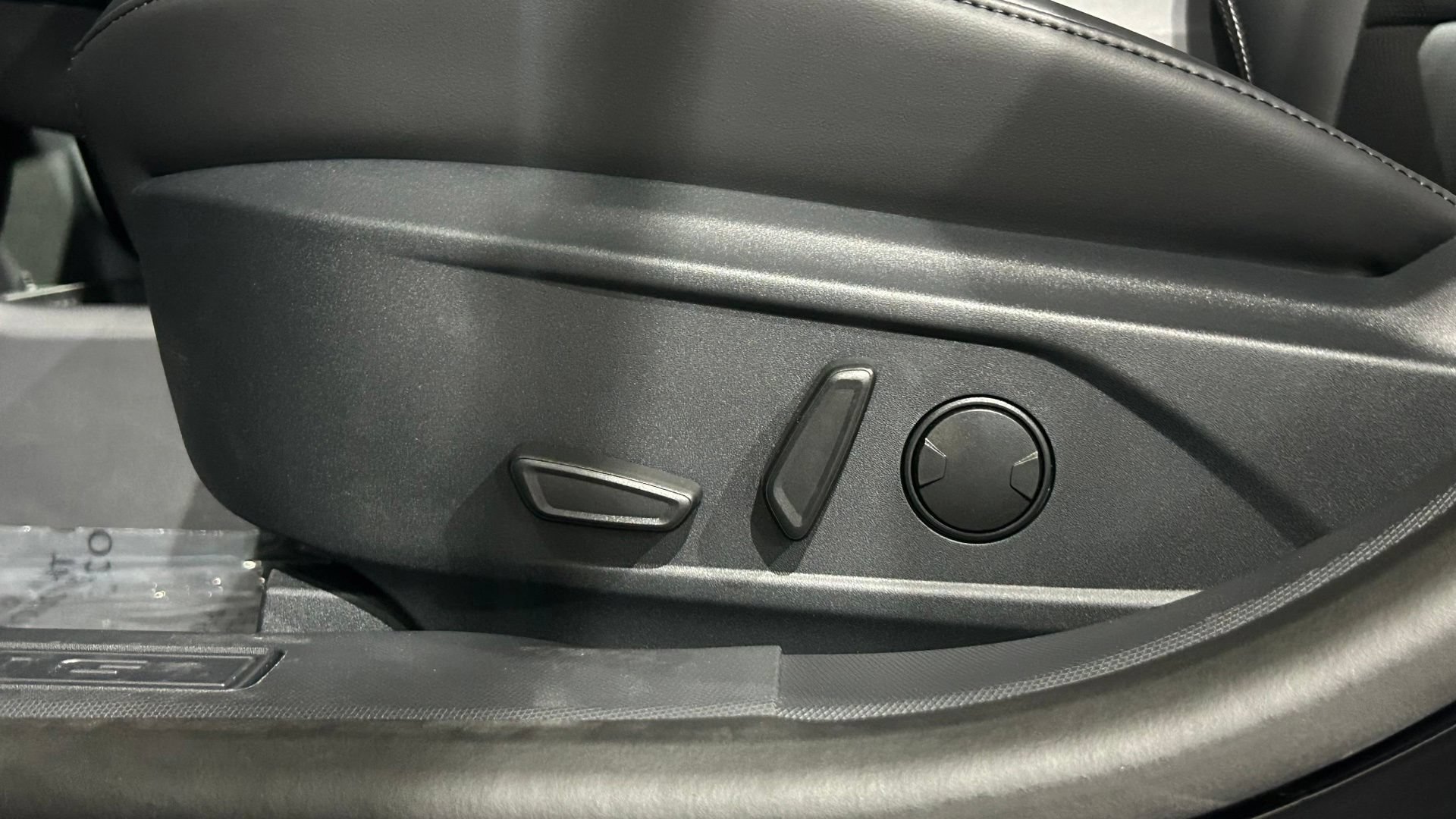 New 2026 Ford Mustang Mach-E Premium AWD/4WD image 46
