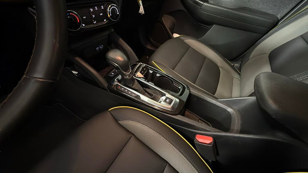 Used 2024 Chevrolet TrailBlazer ACTIV w/ Driver Confidence Package image 21