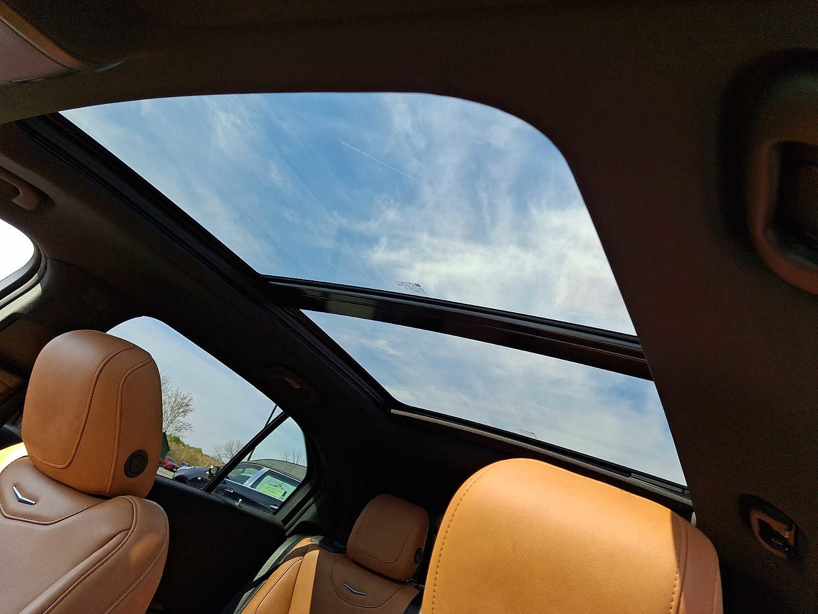 Used 2023 Cadillac XT4 Premium Luxury AWD/4WD image 15