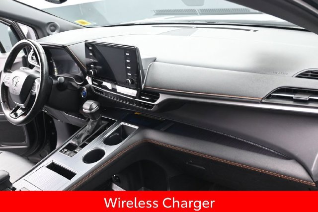 Used 2023 Toyota Sienna XSE w/ XSE Plus Package AWD/4WD image 22