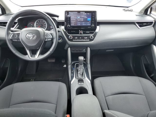 Used 2022 Toyota Corolla Cross LE AWD/4WD image 28