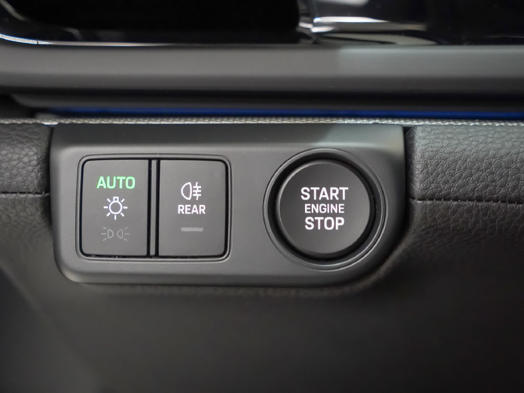 Certified 2026 Porsche Panamera 4 AWD/4WD image 31