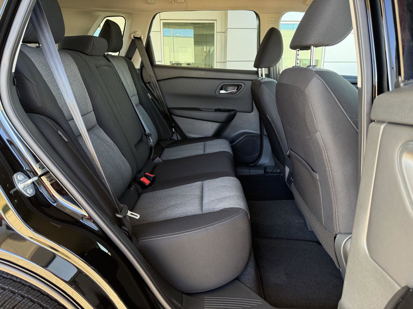 New 2026 Nissan Rogue SV w/ Cold Weather Package FWD image 34