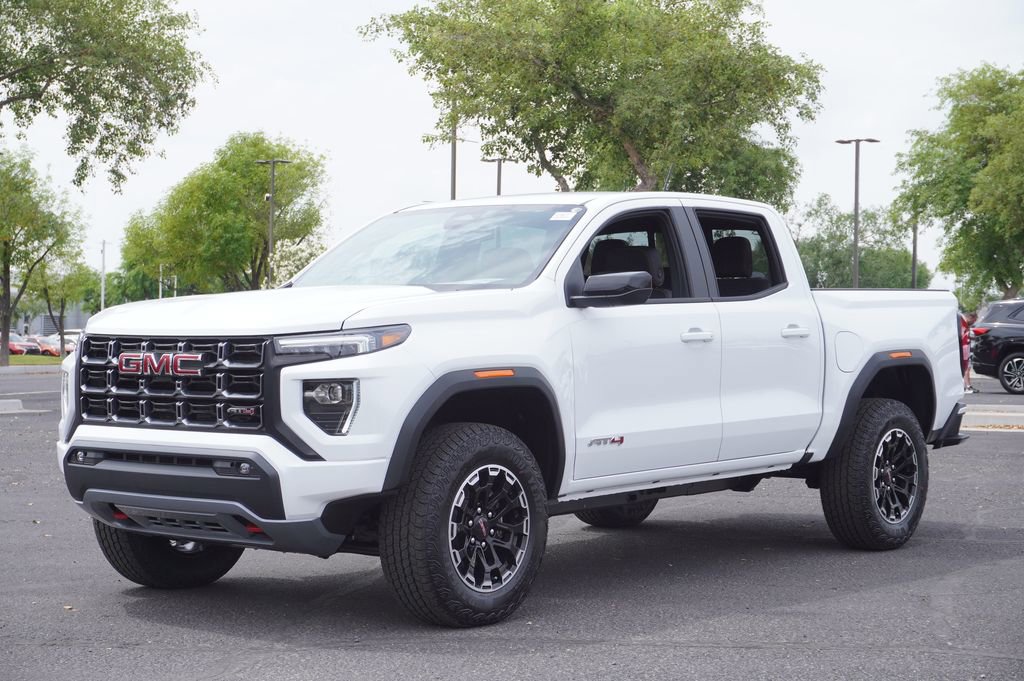 New 2026 GMC Canyon AT4 w/ AT4 Premium Package AWD/4WD image 4