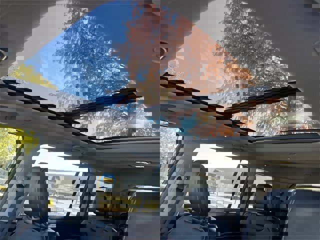 Used 2023 Jeep Grand Cherokee L Limited w/ Black Appearance Package image 27