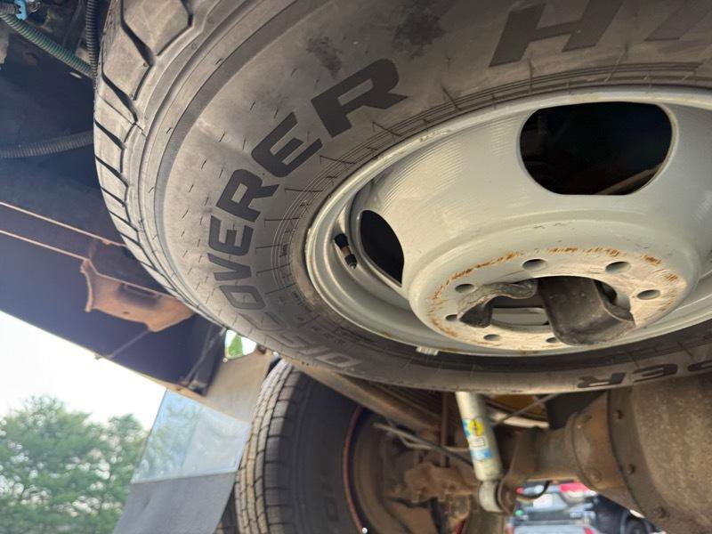 Used 2005 GMC Sierra 3500 SLT w/ Heavy-Duty Power Package image 18