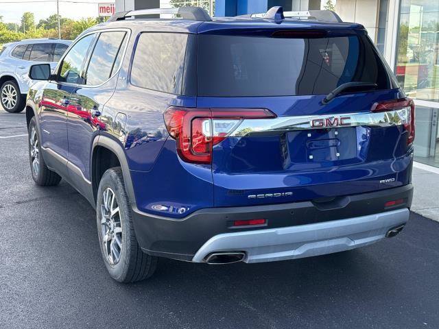 Used 2023 GMC Acadia SLE w/ Driver Convenience Package AWD/4WD image 4