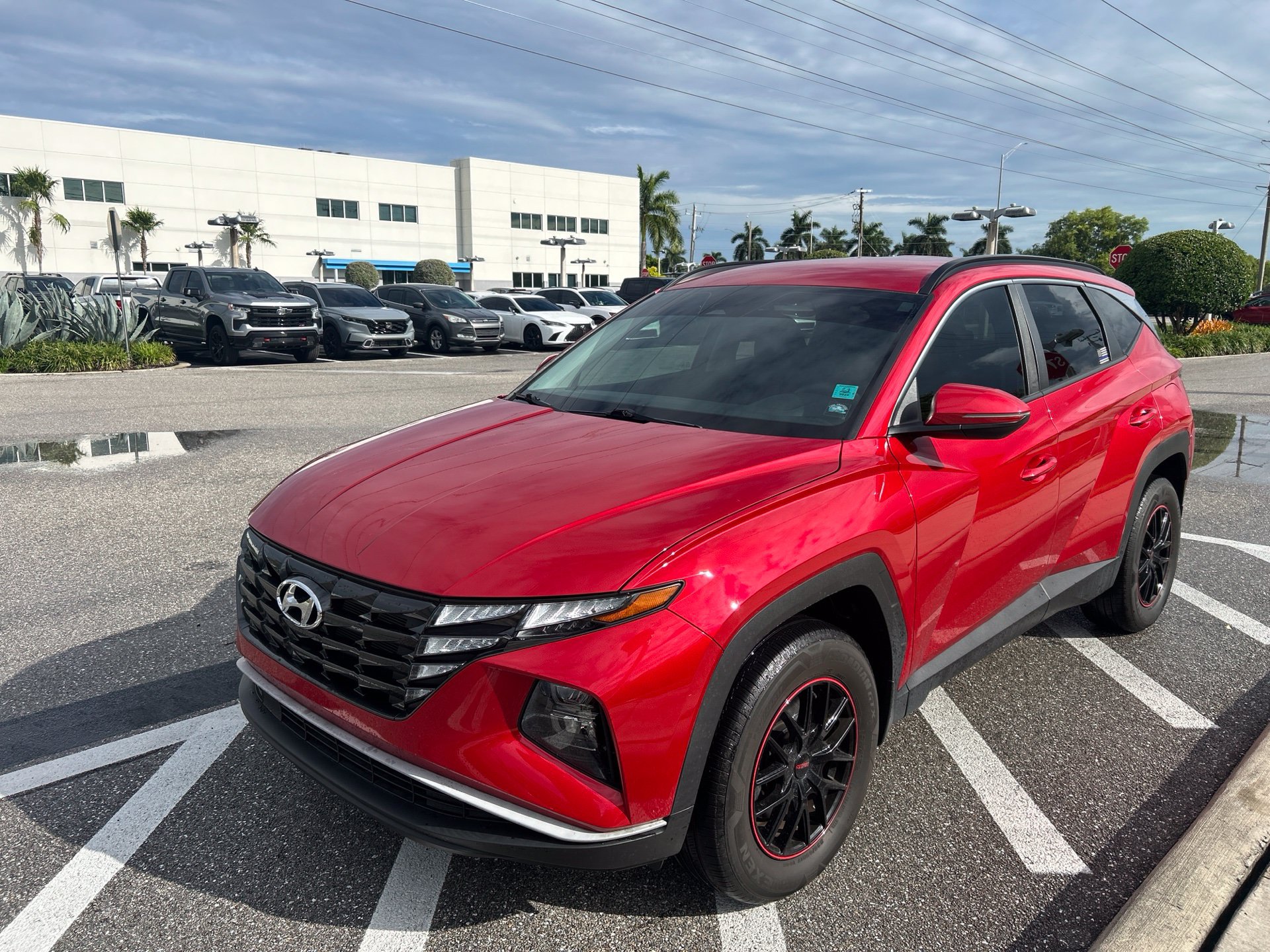 Used 2023 Hyundai Tucson SEL AWD/4WD image 1