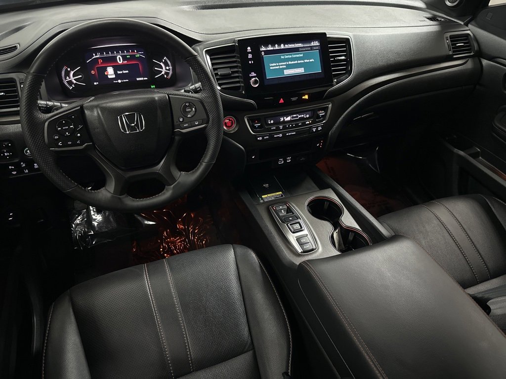 Used 2025 Honda Passport TrailSport image 12