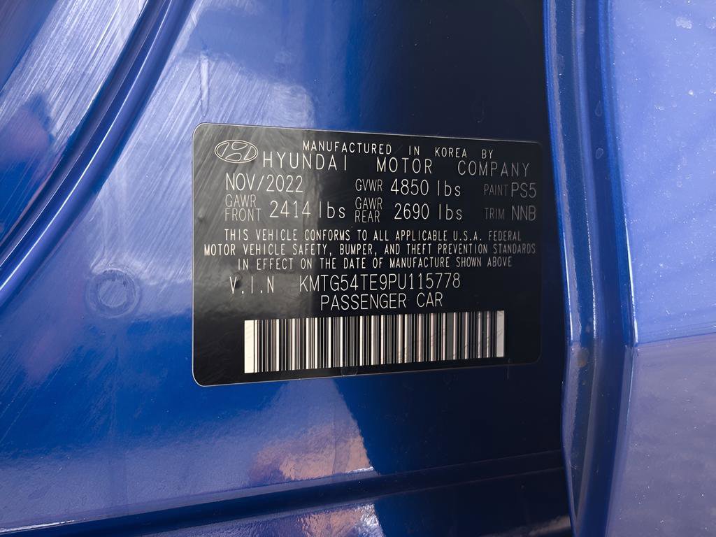 Used 2023 Genesis G70 3.3T image 28