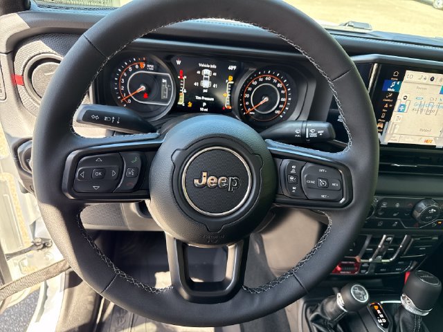New 2026 Jeep Gladiator Rubicon AWD/4WD image 18