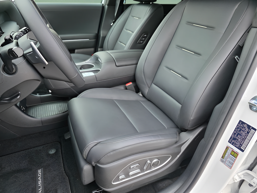 New 2026 Hyundai Palisade Calligraphy AWD/4WD image 13