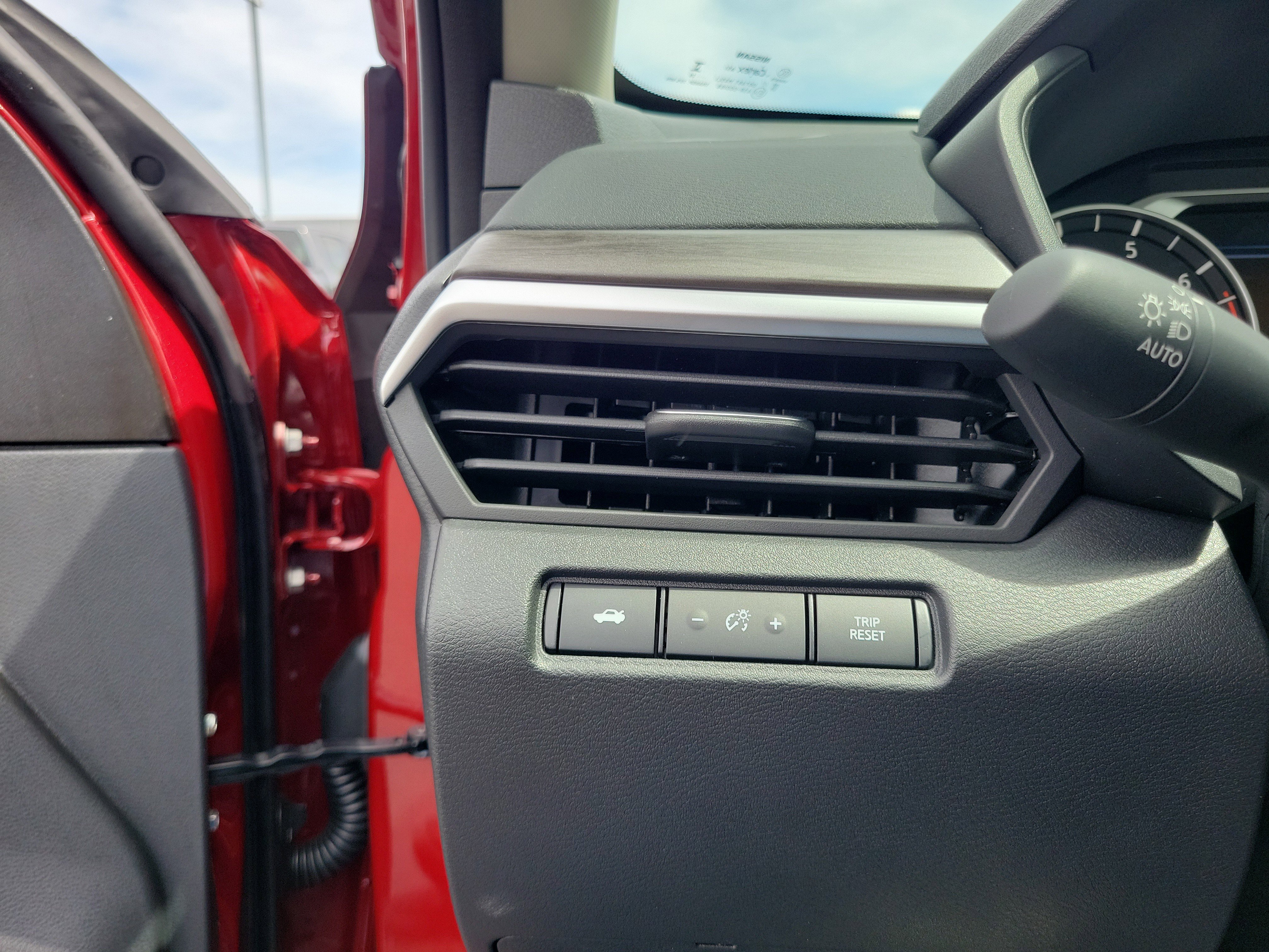 New 2026 Nissan Altima 2.5 SV w/ SV Special Edition Package image 20