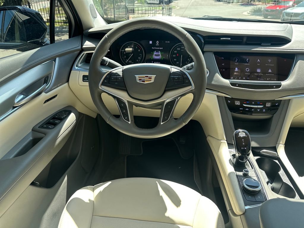 Used 2023 Cadillac XT5 Premium Luxury w/ Technology Package FWD image 28
