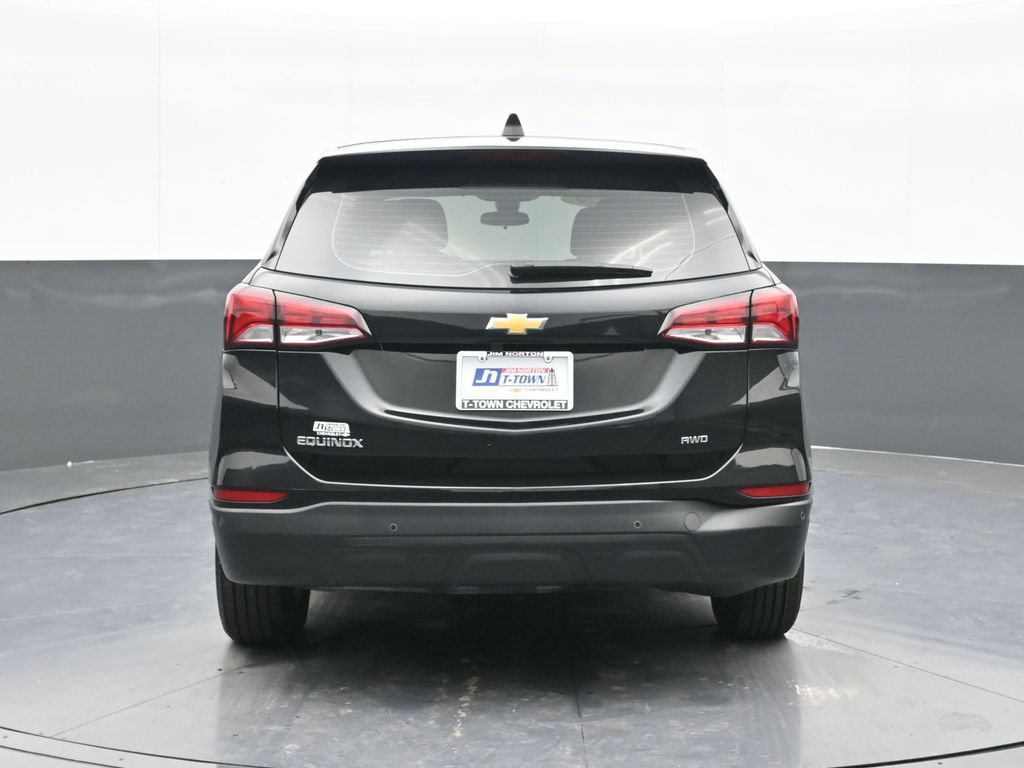 Used 2024 Chevrolet Equinox LS AWD/4WD image 7