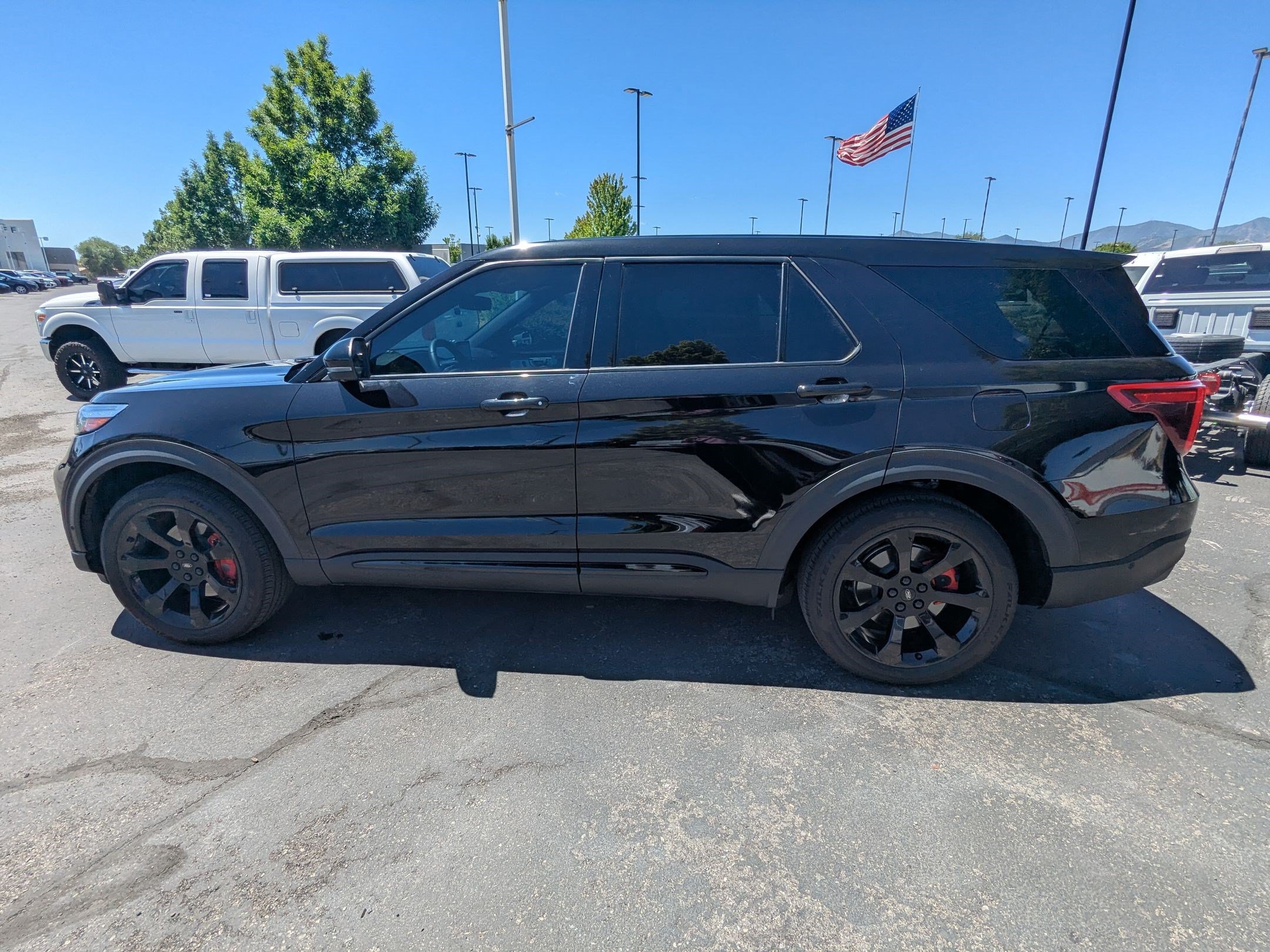 Used 2021 Ford Explorer ST w/ Equipment Group 401A AWD/4WD image 9